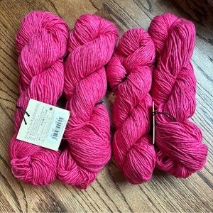 Noro Yarn KASHIRUKURU Lot of 4 Cashmere & Silk Knitting #102 Pink Wool Polyamide